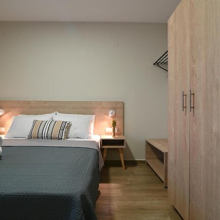 Niel Holiday Apartments, Panel Hospitality Homes & Villas เลปโตการายา ภายนอก รูปภาพ