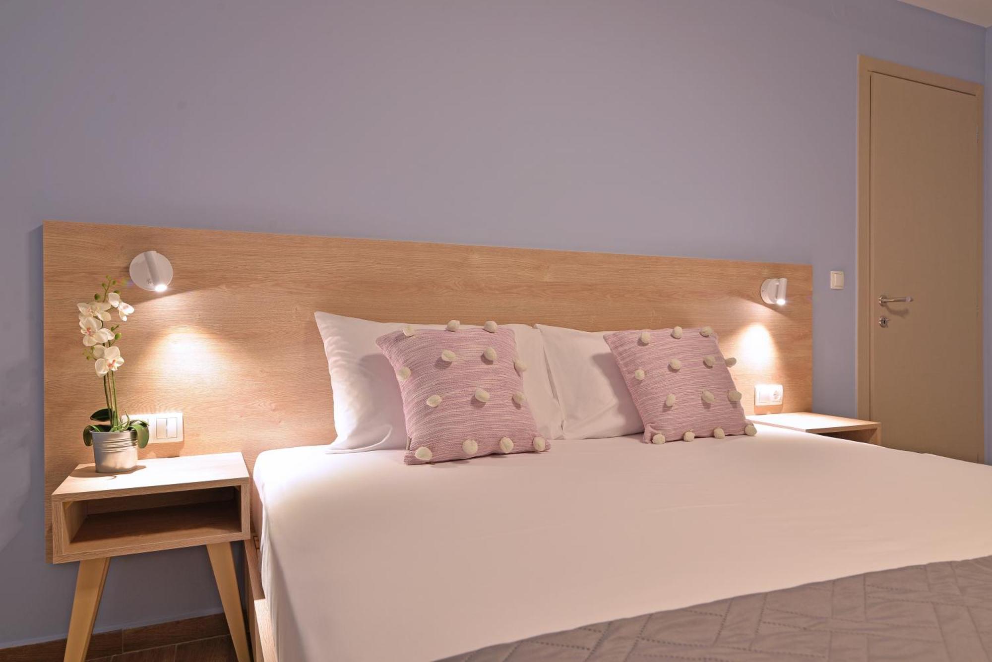 Niel Holiday Apartments, Panel Hospitality Homes & Villas เลปโตการายา ภายนอก รูปภาพ