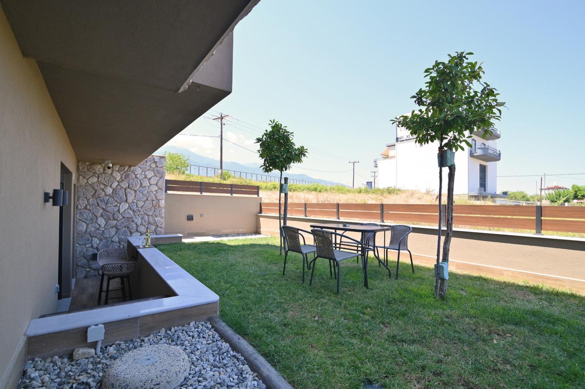 Niel Holiday Apartments, Panel Hospitality Homes & Villas เลปโตการายา ภายนอก รูปภาพ