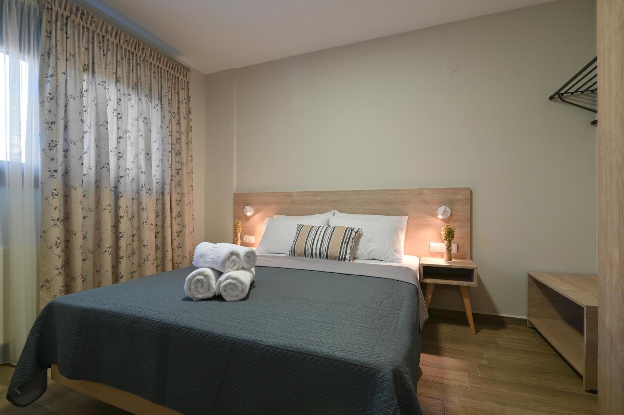 Niel Holiday Apartments, Panel Hospitality Homes & Villas เลปโตการายา ภายนอก รูปภาพ